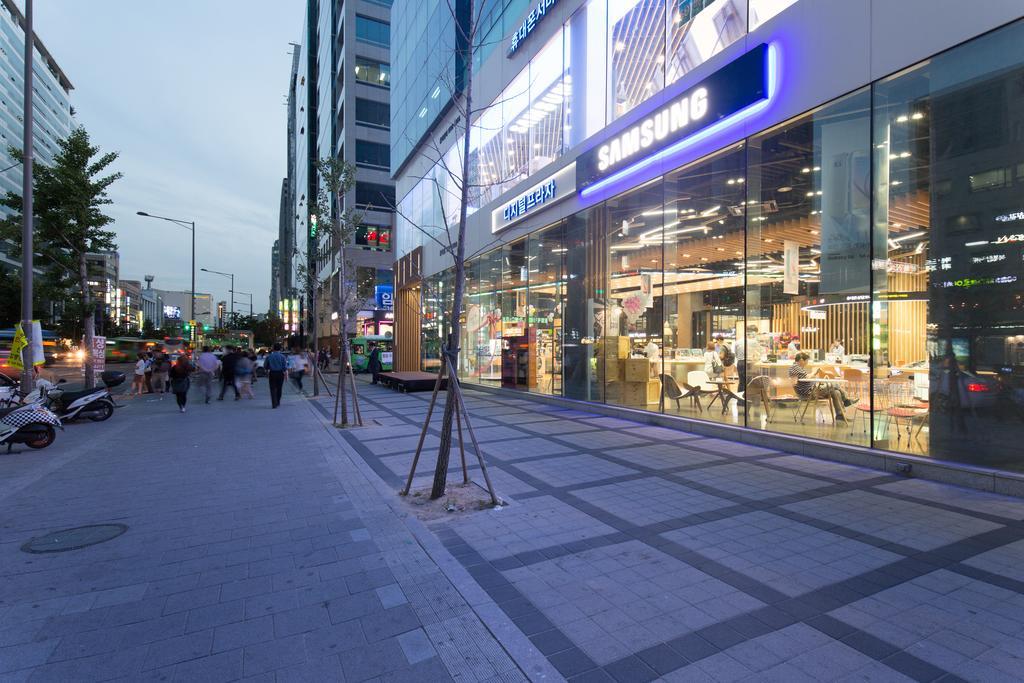 Hong Apartment Seoul